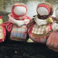 Какие куклы обереги делают из ткани